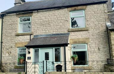 The Beautiful Bobbin - Premium Cottage with views, local walks, wood burner & pubs - Photo 1