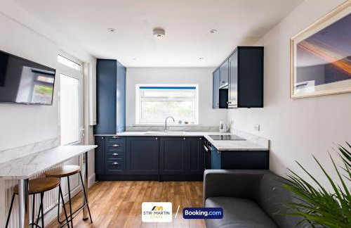 2 Bed Apartment By StirkMartin Stays Short Lets & Serviced Accommodation Cardiff With Free Parking & 7mins to City Centre - Foto 10