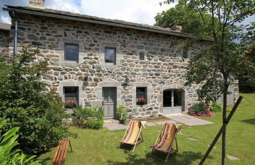 Gîte familial restauré avec jardin clos, équipements bébé, animaux acceptés, proche St-Julien-Chapteuil - FR-1-582-296 - Foto 1