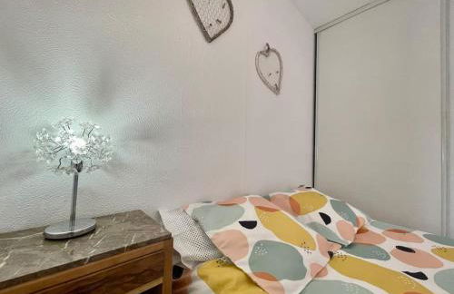 Duplex 70m2 - Vue Cité Mediévale - Parking gratuit - Foto 21