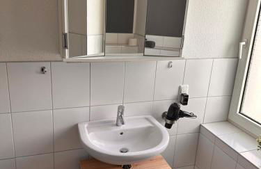 Stylische Studios Würselen Nähe Aachen, WLAN, Netflix, kostenlose Parkplätze, modern & gemütlich - Foto 19