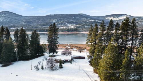 MacArthur Lakefront • Sunroom • Sleeps 6 - Foto 5