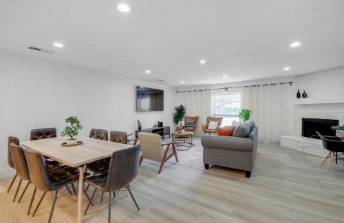 Superior 4BR 2BA Holiday Home with Hot Tub & Grill - Foto 12