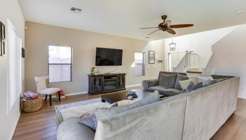 Pool, Game Room! Family-Friendly Surprise Retreat - Foto 3