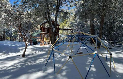 Serene and Magical Cabin w/Barrel Sauna and Fireplace - Foto 13