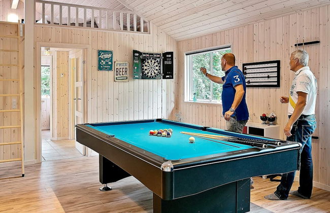 Pet Friendly Holiday Home in Dronningmølle near Sea - Foto 18