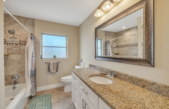 Beautiful Pool Home Near Siesta Key Beach 2 Bedroom Home - Foto 19