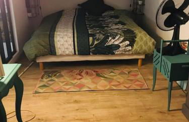 LOFT D ARTISTES AVEC PATIO AU PORT DE NICE - Photo 18