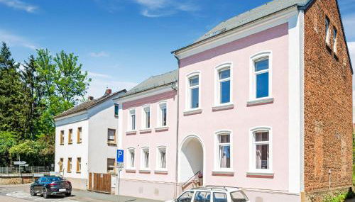 Apartment In Bad Camberg with parking - Photo 3