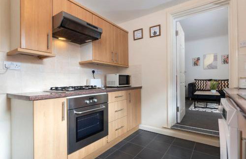 Charming and comfortable property by Our Home Short Stays very spacious with super fast WiFi close to the Metro Centre and Newcastle City Centre - Foto 7