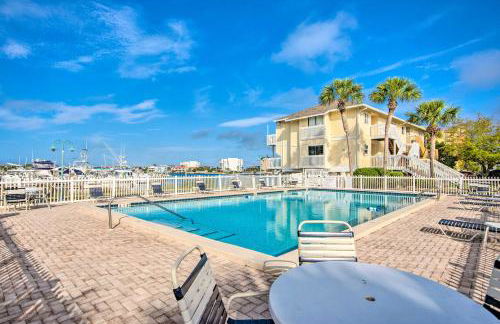 Sandpiper Cove Escape on Canal - Walk to Beach! - Foto 8