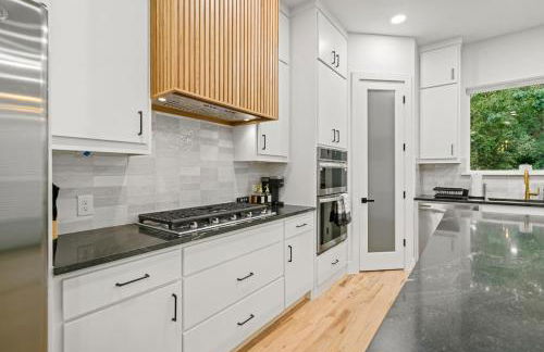 Upscale Group Getaway Sleeps 25 Downtown Dallas - Foto 39