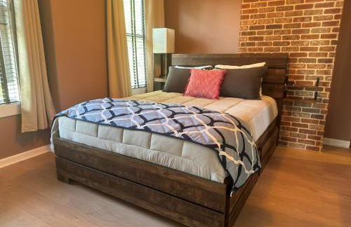 NEW! Urban Oasis, Chic 3-BR 2-BA Corner Unit, Steps Away from NYC! - Foto 6