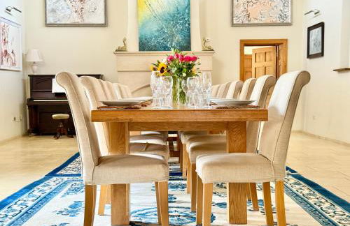 Hill House, Spectacular Rural Home With Hot Tub - Photo 18