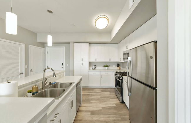 Designer Apt With Jacuzzi Pool Mountain Views - Foto 17