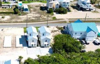 Serenity by the Sea II St George Island Pool Home - Foto 5