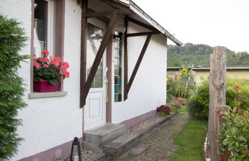Kleines Ferienhaus zu Füßen des Rennsteigs - Foto 3