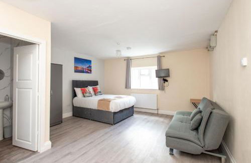 Saffron Studios - Photo 77