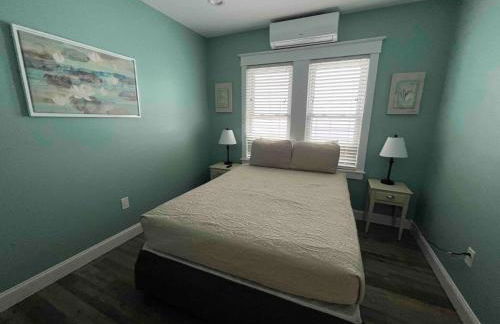 Bayside Bungalow-Updated Home Near the Bay & Beach - Foto 29