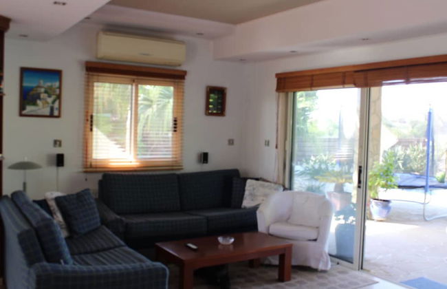 Immaculate 3-bed House in Pentakomo - Foto 8