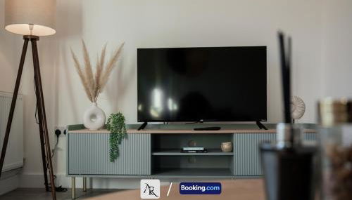 2 Bedroom House By AR Properties Short Lets & Serviced Accommodation Colchester with Garden - Foto 3