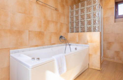 Agroturismo Mondrago -Antic Na Martina- - Photo 110