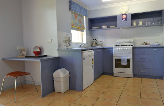 Dolphin Lodge - Photo 75