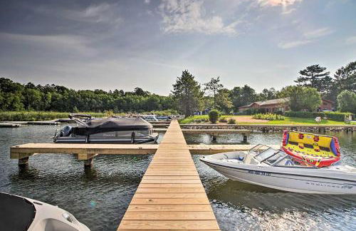 Gull Lake All-Season Getaway with Private Deck - Foto 35