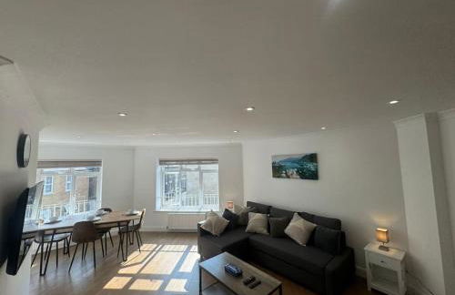 2 bedroom, Parking, Hounslow St - Foto 10