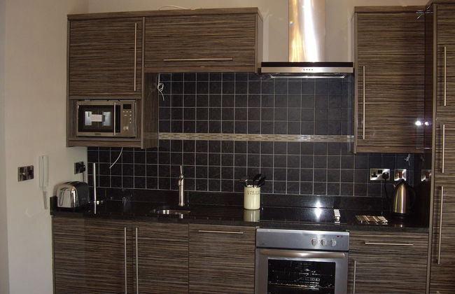 Portland Apartments - Photo 18