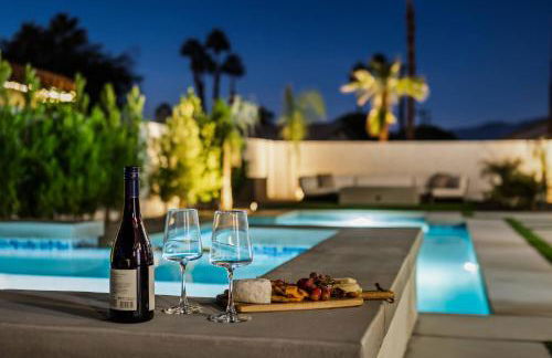 Desert Oasis: Pool, Spa, Golf Sim + EV Charger - Foto 54