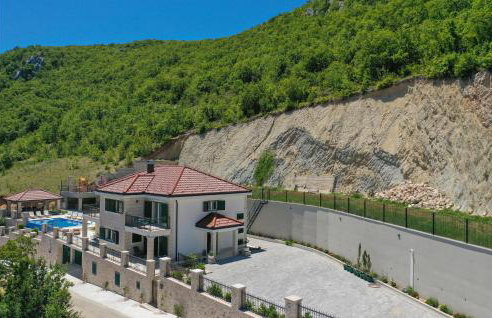 Cozy Home In Ricice With Wifi - Foto 16