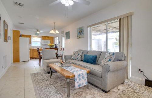 2 Mi to Boardwalk Home with Grill in Dania Beach! - Foto 8