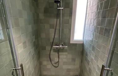 M2 Appart 3 chambres 5 min metro - PARC EXPO - Foto 10