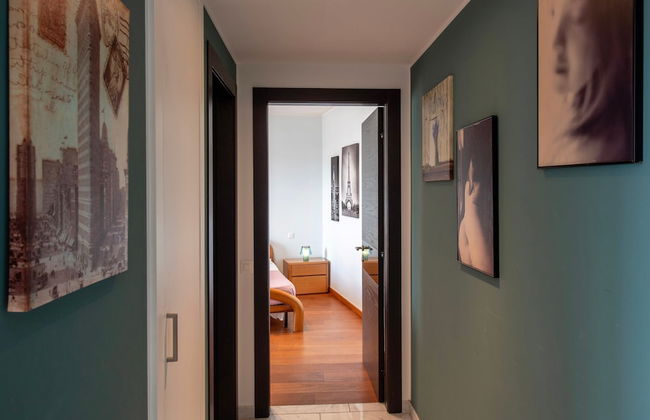 Panoramic Penthouse - Photo 4