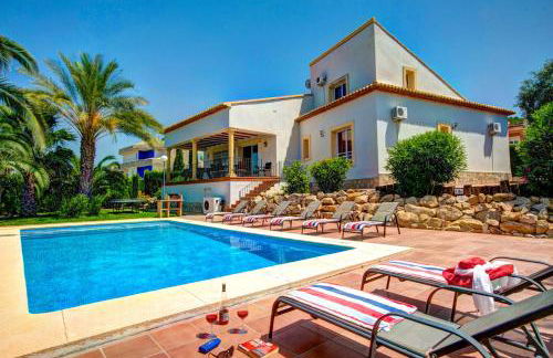 Villa Cabriel by Villa Plus - Photo 31