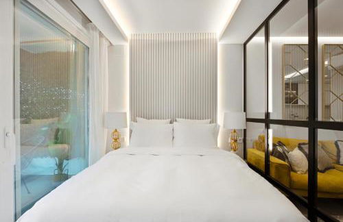 Golden Mile Lux Sea View Suite with Balcony - Foto 10