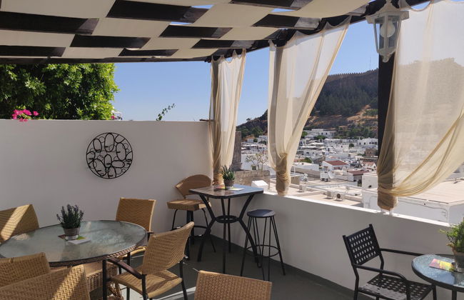 Xenones Lindos - Foto 13