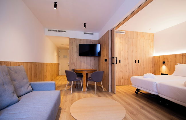 Muralto Madrid Princesa - Photo 23