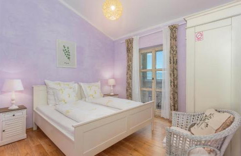 Stunning Home In Malinska With Wifi - Photo 6