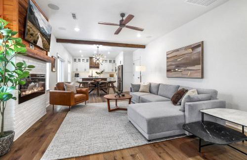 Ozark Oasis Walk to DT Bentonville - Photo 8