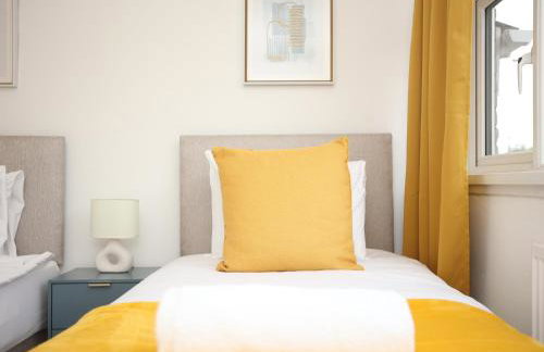 Gainsborough Place By N And N Stays Ltd, Perfect Location for Contractors and Corporate stays, Close to Cardiff Bay Area, Private Parking and fast Wifi - Foto 30