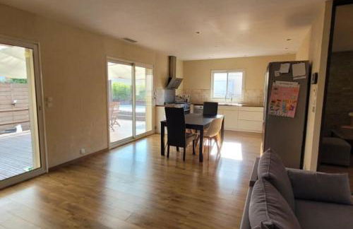 Jolie villa 3 faces piscine - Foto 7