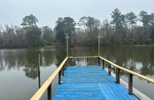 Private Lakefront Dock Firepit Yard Games - Foto 36