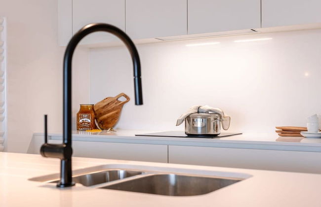 Renovated Apartment With sea View and Parking - Foto 36