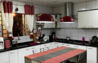 Linda Casa com Piscina e Edícula Gourmet Ouro verde - Foto 9