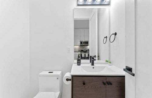 3BR Luxury w Rooftop Views - Foto 6