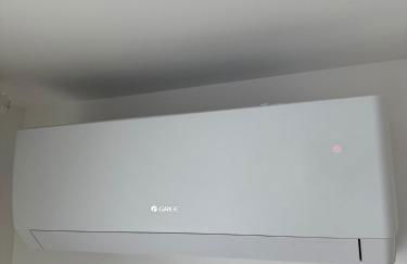 Le Balcon petit extérieur Idéal familles & couples à 10 min Disneyland Paris avec lit Queen size & parking privé - Foto 32