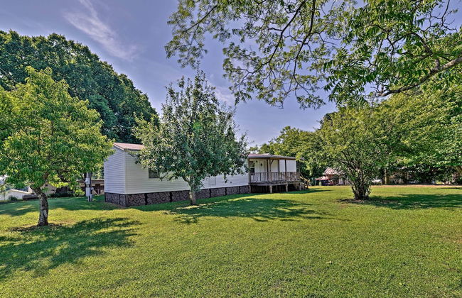 Waterloo Home with Fire Pit - half Mi to Boat Ramp! - Foto 35