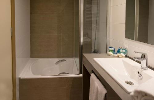 Apartamentos Voramar - Photo 16